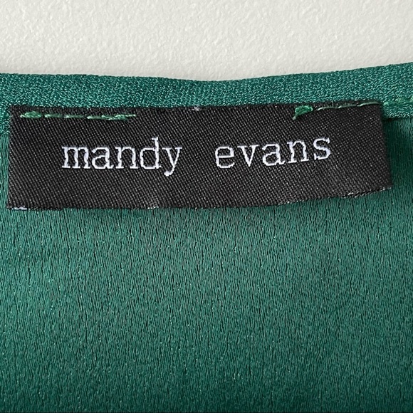 Mandy Evans Emerald Green Sleeveless Pleated Blouse Metal Accent Collar … - Picture 11 of 12